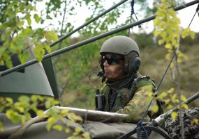 Adažių poligone Baltijos bataliono kariai pratybų metu vykdė puolimo operaciją  - 5