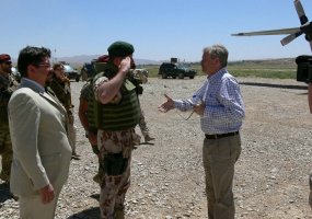 Lietuvos karius Afganistane aplankė NATO generalinis sekretorius Jaapas de Hoopas Schefferis - 1