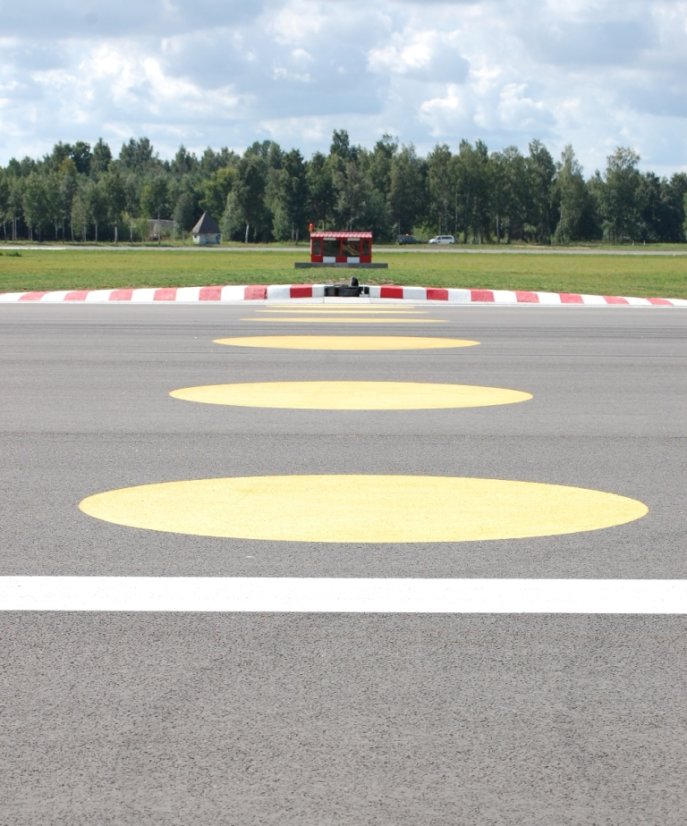 Šiaulių kariniame aerodrome sumontuotos naikintuvų gaudyklės