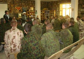 Afganistane kariai klausėsi vyriausiojo Goro provincijos religinis vadovo paskaitos apie islamą - 2