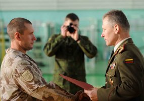 Rukloje pasitikti misiją Afganistane baigę Lietuvos kariai - 3