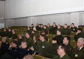 Sausumos pajėgų štabų karininkai tobulina pasirengimą gynybinėms operacijoms - 3