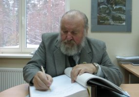  Vaidoto tiesioginės paramos logistikos bataliono kariai klausėsi aktoriaus T. Vaisietos skaitomų... - 1