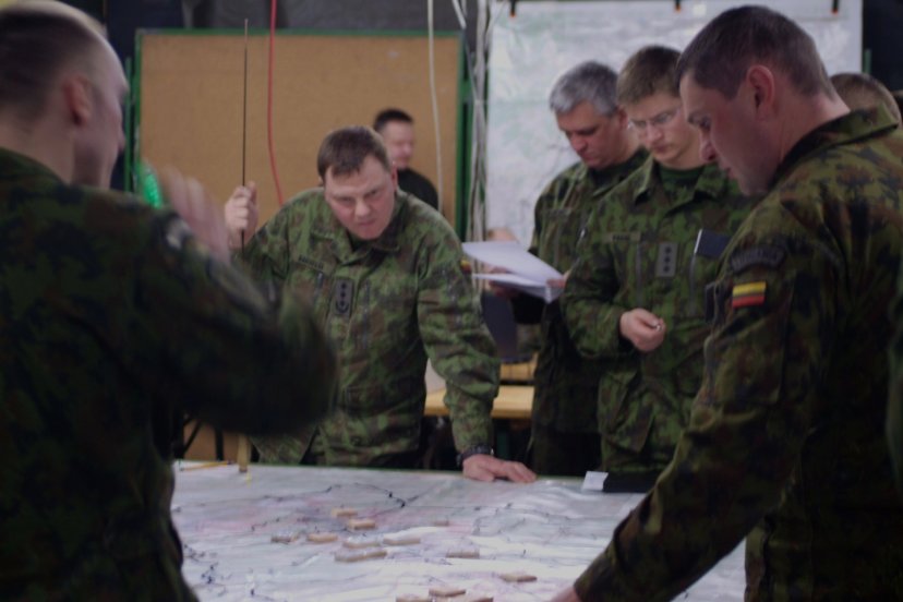 Brigados „Geležinis Vilkas“ štabas dalyvavo tarptautinėse operacijų planavimo pratybose „Stiprus...