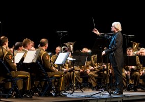 Lietuvos kariuomenės orkestras antrą kartą tapo visišku Lietuvos pučiamųjų instrumentų orkestrų... - 4