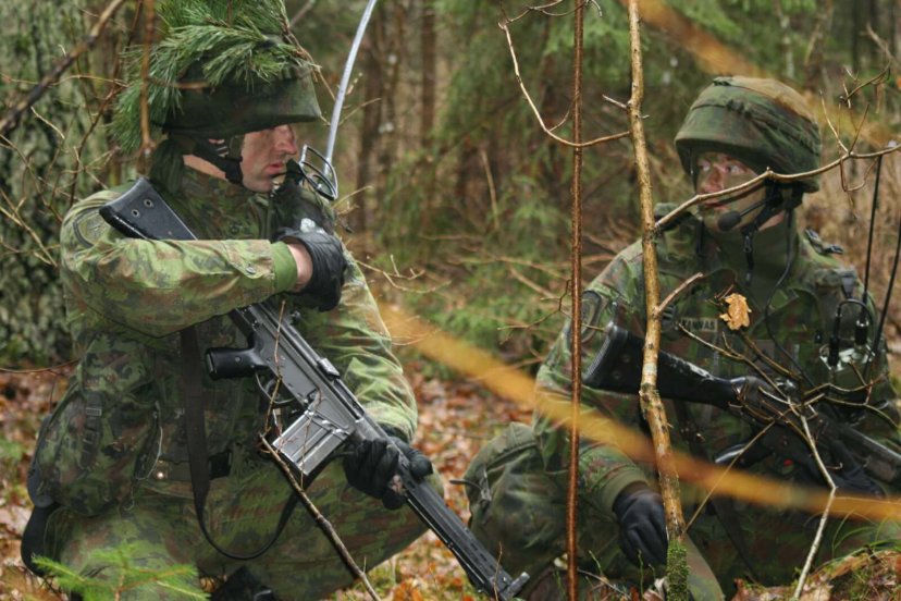 Birutės bataliono kariai dalyvavo taktinėse lauko pratybose 