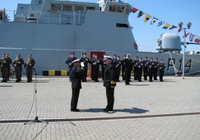 Karinių jūrų pajėgų vadų kursų klausytojai prisiekė Lietuvai - 1