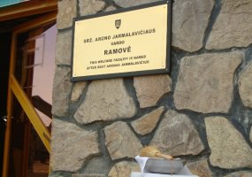 Kariai pagerbė prieš dvejus metus Afganistane žuvusio tarnybos draugo seržanto Arūno... - 3