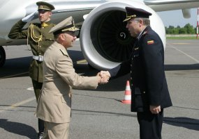 NATO pajėgų Europoje vyriausiasis vadas susitikimuose su krašto apsaugos ministerijos ir... - 4