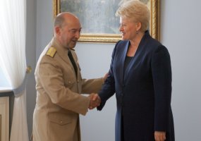 Sąjungininkų pajėgų Europoje vyriausiojo vado padėka - 1