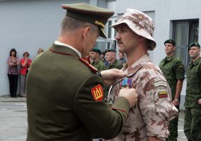 Apdovanoti iš misijos Afganistane sugrįžę Nacionalinio paramos elemento kariai - 2