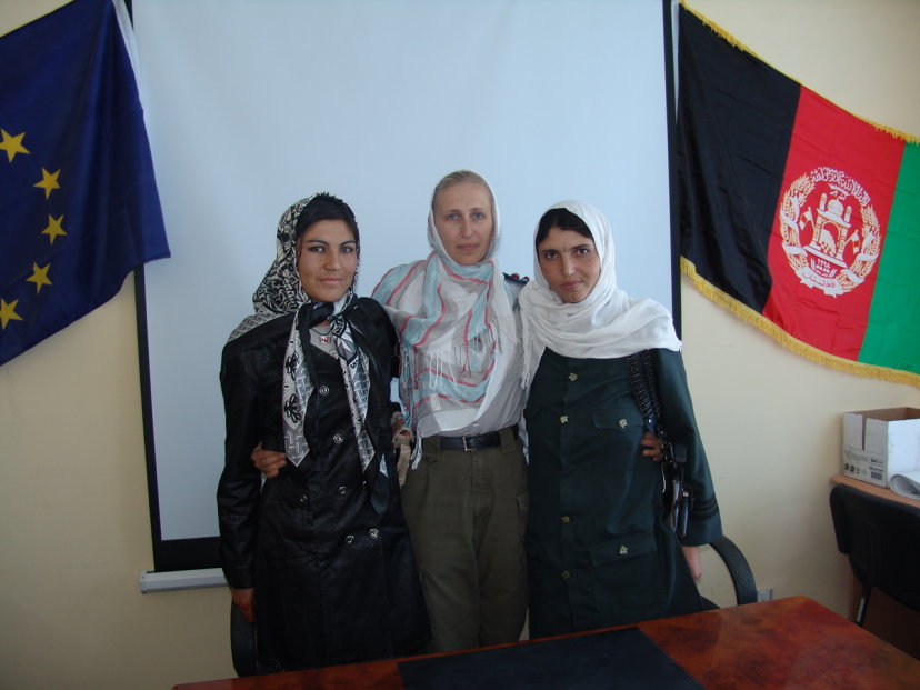 Afganistano Goro provincijoje tarnybą pradėjo moterys policininkės