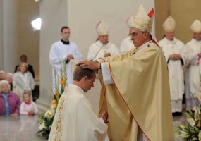 Naujasis kariuomenės ordinaras įšventintas į vyskupus - 1