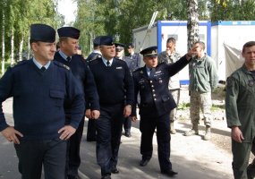 Lietuvoje susitiko trijų Baltijos šalių karinių oro pajėgų vadai - 3