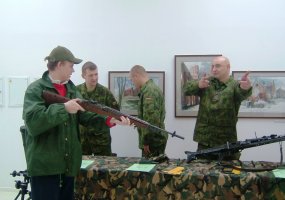 Kariai dalyvavo Klaipėdos jaunimo organizacijų mugėje - 1
