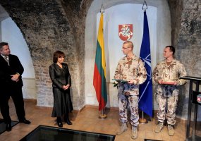 Į Afganistaną vaikams keliaus daugiau nei 2 tūkst. Lietuvos žmonių numegztų kojinių  - 5