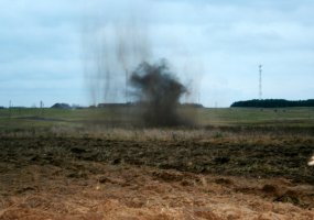 Kariuomenės išminuotojai neutralizavo netoli Merkinės rastą 100 kg aviacinę bombą - 2