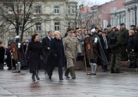Lietuvos kariuomenės dienos proga Katedros aikštėje vyko iškilminga karių rikiuotė  - 1