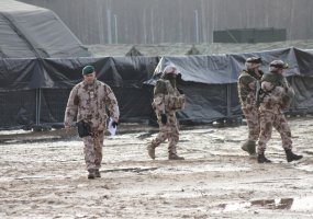 Ruošdamiesi misijai Afganistane, kariai dalyvauja lauko taktinėse pratybose „Nauja pamaina-2“ - 2