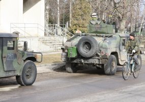 Kviečiame žiniasklaidos atstovus stebėti į misiją Afganistane išvykstančių karių baigiamąsias... - 1