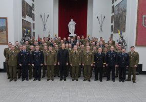 Lietuvos kariuomenės vadas susutiko su karinių vienetų vadais - 4