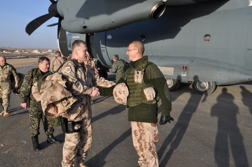 Chief of Defence and delegation visits Afghanistan