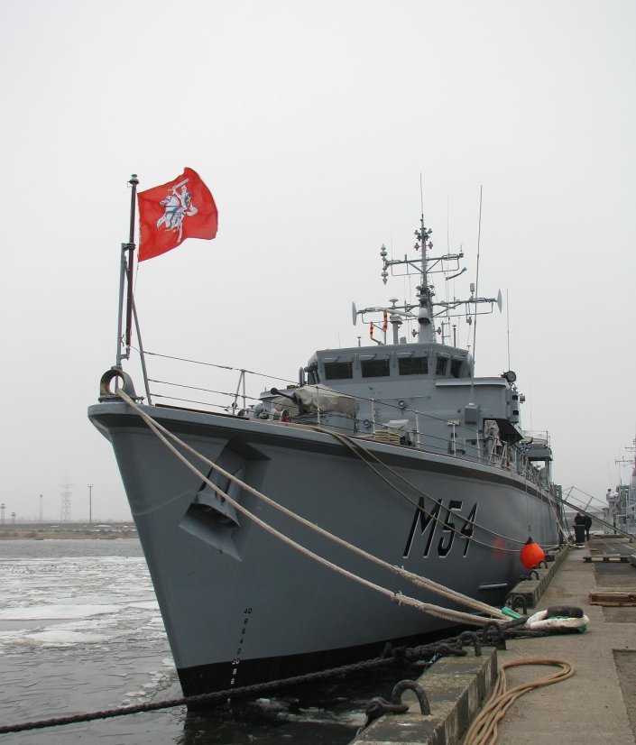 The second mine hunter and sweeper purchased from the United Kingdom moored in Klaipėda 