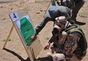 Lithuanian-led POMLT taught Ghor policemen firing skills  - 3