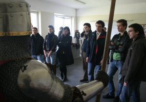 Lietuvos didžiojo kunigaikščio Gedimino štabo batalione lankėsi grupė Vilniaus universiteto... - 2