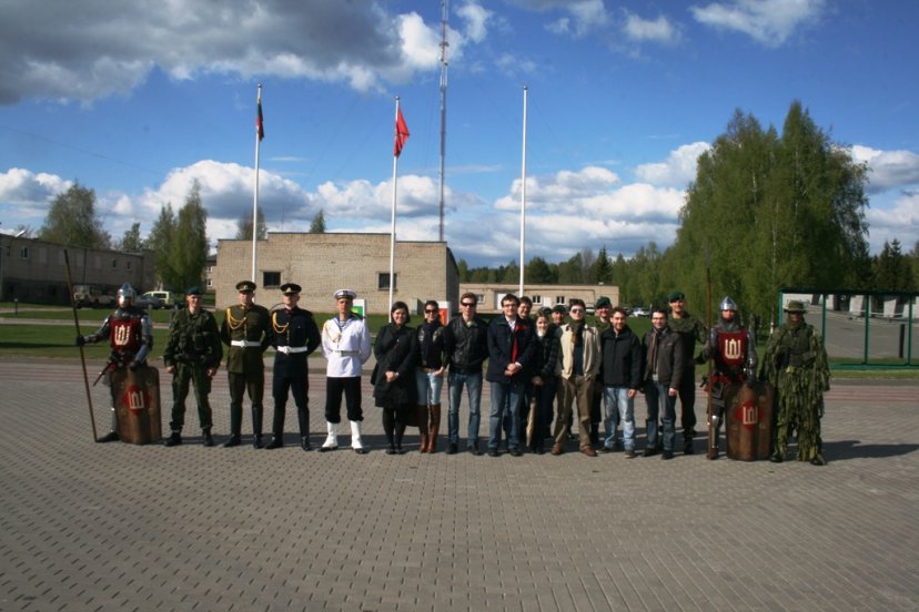 Lietuvos didžiojo kunigaikščio Gedimino štabo batalione lankėsi grupė Vilniaus universiteto...