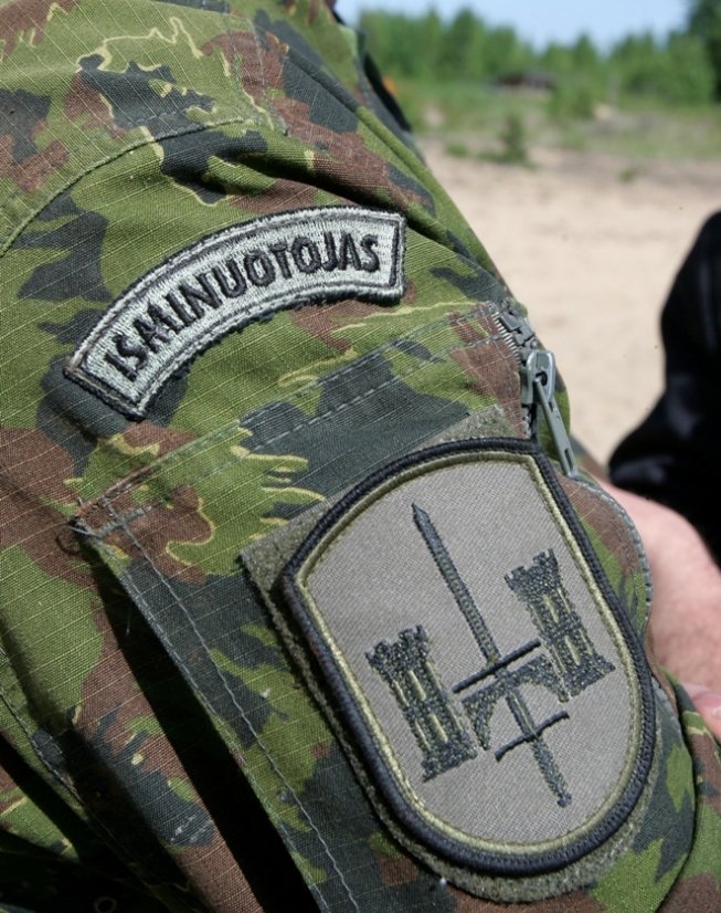 Kariuomenės išminuotojai sunaikino Vilniaus mieste rastą II pasaulinio karo laikų aviacinę bombą