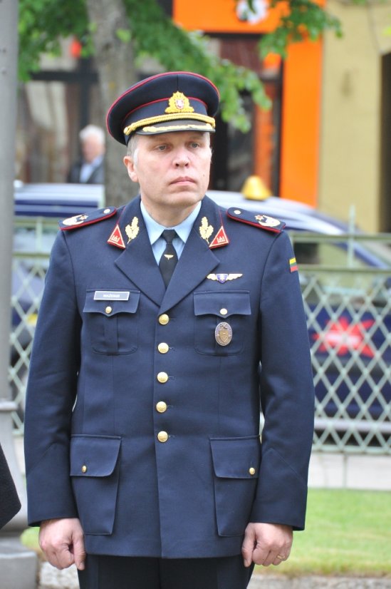 Naujasis Lietuvos karinių oro pajėgų vadas - brg. gen. E. Mažeikis 