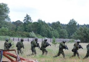 Ministerijos ir tarptautinių pratybų ,,Gintarinė viltis 2011“ vadovybė Klaipėdoje stebėjo... - 3