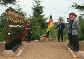 Gedimino štabo bataliono kariai pagerbė Pirmajame pasauliniame kare dalyvavusių Lietuvoje... - 1