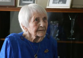 Lietuvos karininkų šeimų moteris vienijančios draugijos  vyriausioji narė šventė šimtąjį gimtadienį  - 1