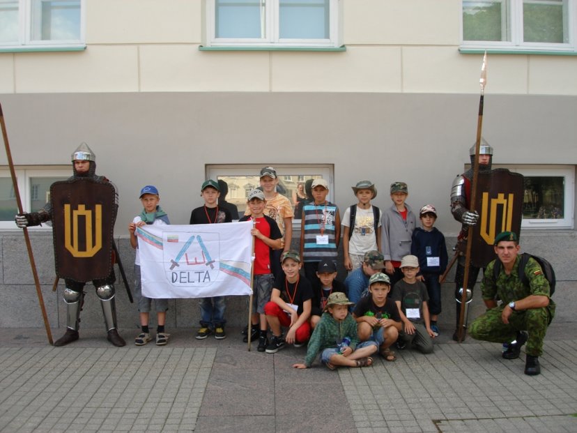 Štabo batalione stovyklaujantiems vaikams – patriotizmo popietė