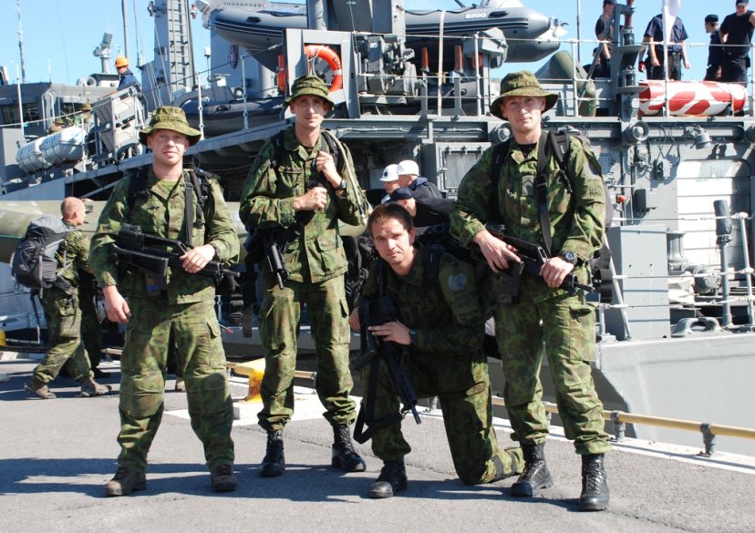 Reconnaissance servicemembers of "Iron Wolf" take part in multinational reconnaissance...