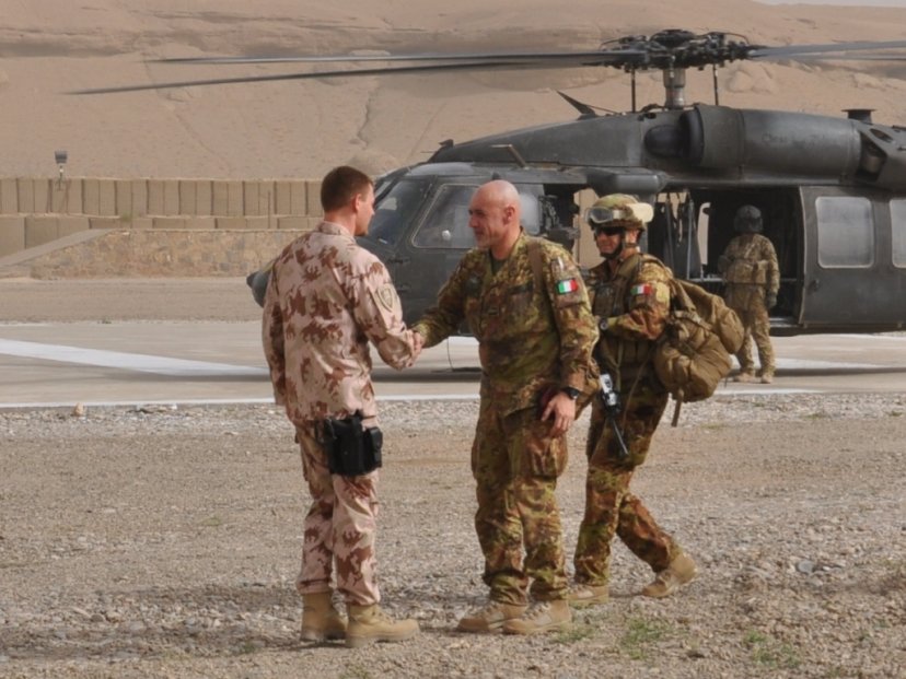 Commander ISAF Regional Command West visited camp of Provincial Reconstruction Team