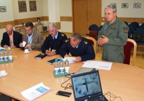 Aviacijos bazėje lankėsi JAV karininkų grupė - 2