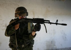 Reconnaissance servicemembers of “Iron Wolf” take part in multinational exercise “Maple Arch 2011“ - 4