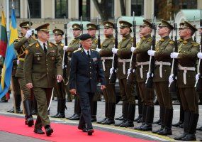 Supreme Commander of the Swedish Armed Forces visited the Ministry of National Defence - 1