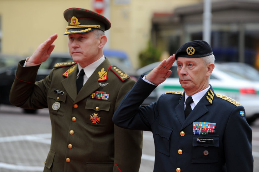 Supreme Commander of the Swedish Armed Forces visited the Ministry of National Defence