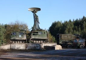 Pabradėje vykstančiose pratybose „Tvirtas skydas 2011” kariai  vykdo taikos meto užduotis  - 5