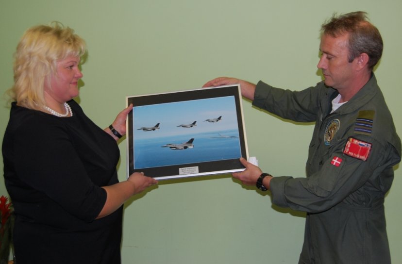 Lithuanian and Danish military visited children in nursery 
