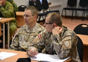 Patirtimi tarpusavyje dalijosi Baltijos šalių karo inžinieriai  - 1