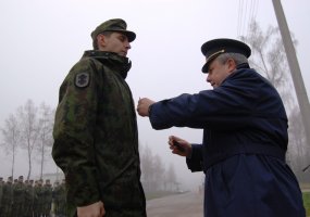 Minint Kariuomenės dieną Šiauliuose pagerbti asmenys, padėję likviduoti orlaivio L39 ZA „Albatros - 2