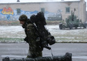 Oro gynybos bataliono kariai dalyvauja oro mūšio pratybose  - 4
