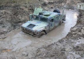 Gaižiūnų poligone įrengtos vairavimo trasų kliūtys - 2