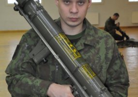 Kariai savanoriai baigė prieštankinių ginklų naudotojų kursą - 1