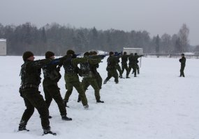 Karinė kovinė savigyna - neatsiejama karių fizinio rengimo dalis - 2